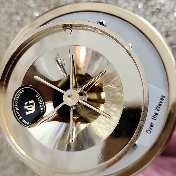 Blown Glass 2 Dolphins Rotating Music Box,Pre-owned. - Picture 5 of 8